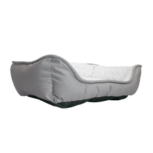 Cargar imagen en el visor de la galería, Cama de peluche Lord Pequeña